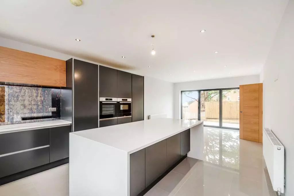 4ab37524-56a6-4b3f-b0fe-8ded62f1ea01