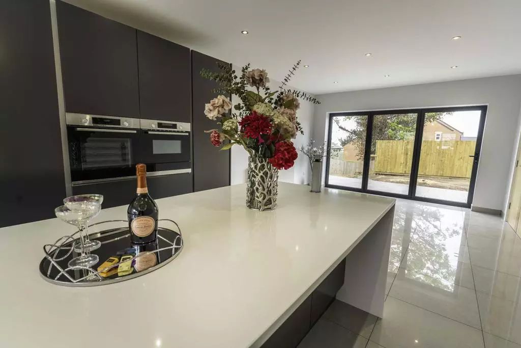 5d5ab611-69c8-4a0b-814f-29950ba44b8e