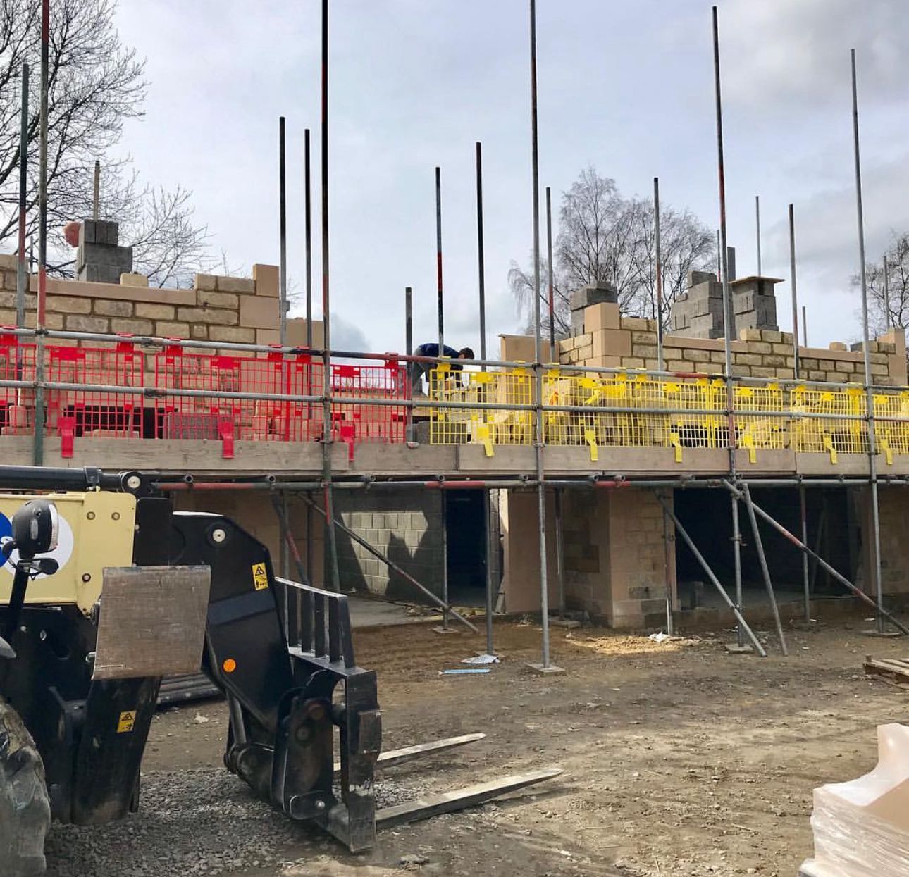 8ce44698-8b24-4344-bd9d-d682e44b8f4b