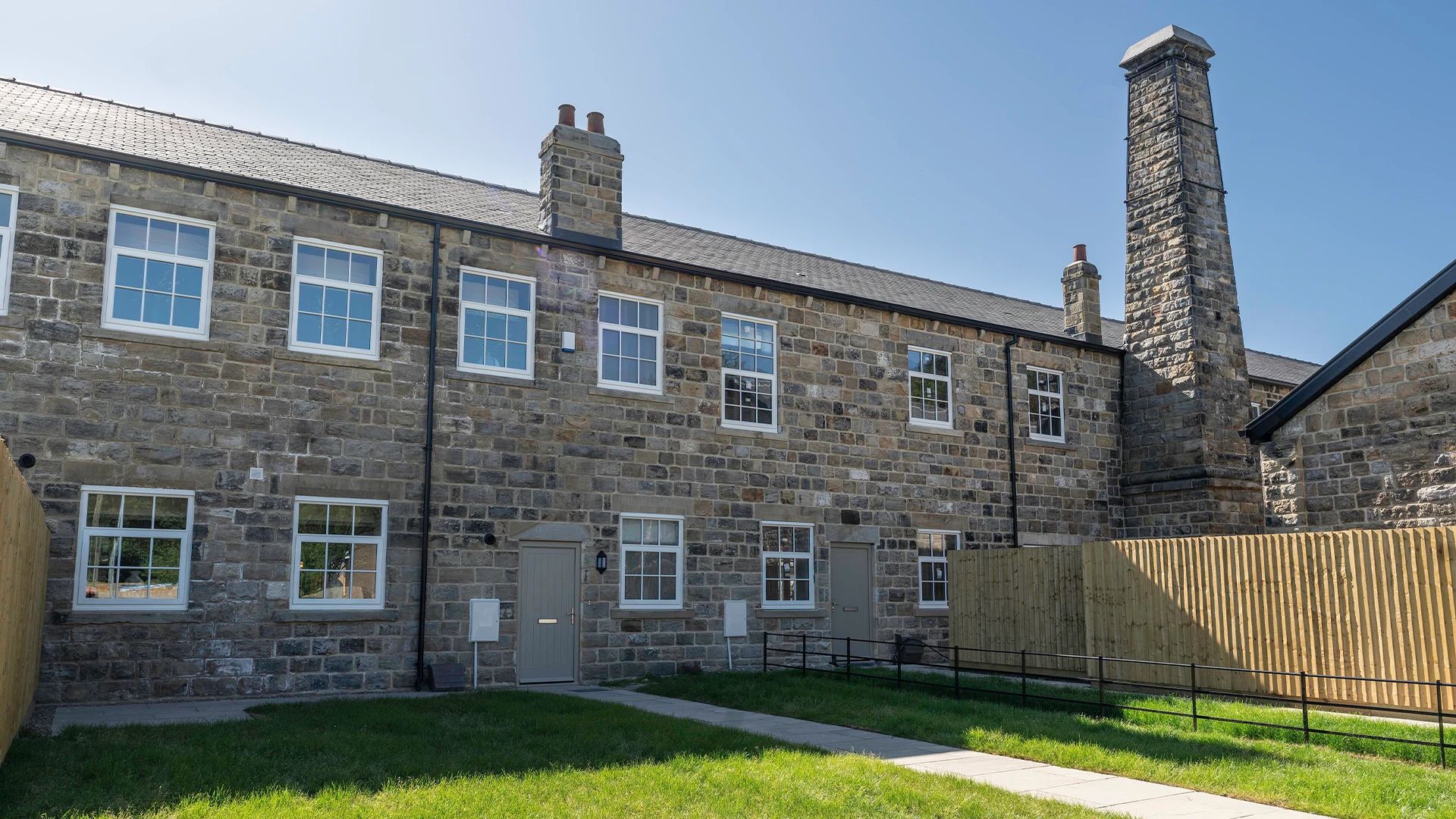 dc4230df-477c-4ab6-a7ff-c75a7efa38e2